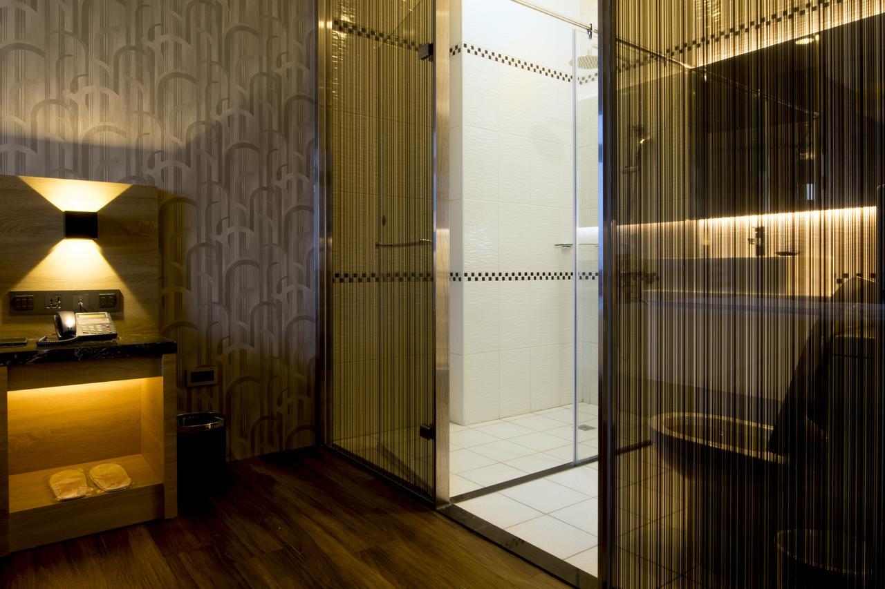Yu Chun Hotel Taichung Buitenkant foto